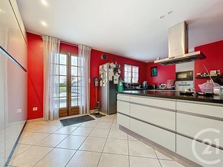  Maison � vendre 7 pi�ces 294 m�