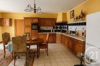  Maison � vendre 6 pi�ces 253 m�