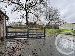  Appartement � louer 4 pi�ces 179 m�