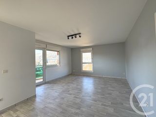  Appartement � louer 4 pi�ces 81 m�