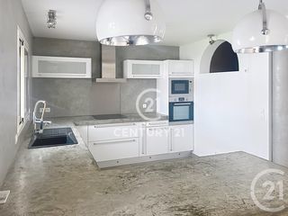  Maison � vendre 5 pi�ces 223 m�