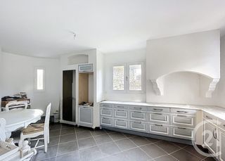  Maison � vendre 5 pi�ces 272 m�