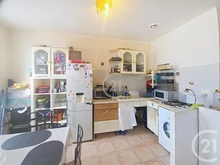  Immeuble � vendre 126 m�