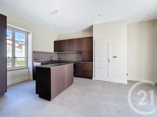  Maison � louer 6 pi�ces 181 m�