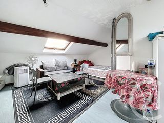  Immeuble � vendre 78 m�