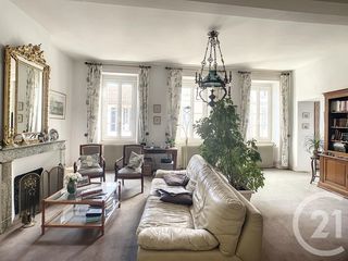  Immeuble � vendre 1230 m�