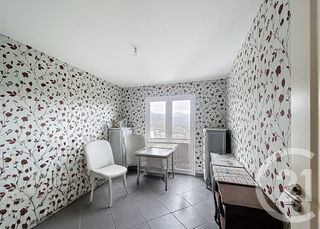  Maison � vendre 5 pi�ces 272 m�