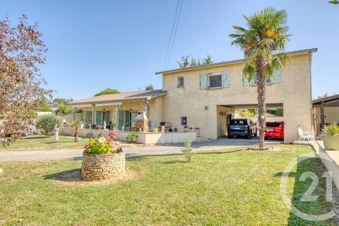   Vente Maison Maison - 8 pice(s) - 240 m