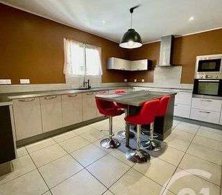  Maison � vendre 4 pi�ces 120 m�