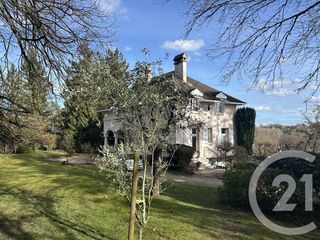  Maison � vendre 8 pi�ces 249 m�