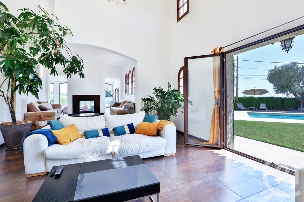 � vendre  Maison Colomars (06670)