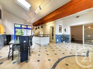  Maison � vendre 5 pi�ces 1696 m�