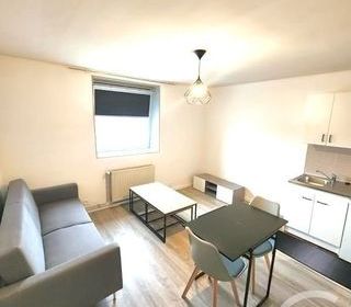  Immeuble � vendre 120 m�