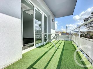  Appartement � louer 4 pi�ces 82 m�