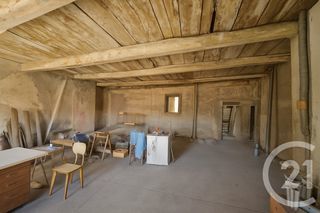  Appartement � vendre 4 pi�ces 300 m�