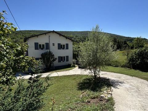   Vente Maison Maison - 6 pi�ce(s) - 143 m�