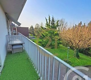  Appartement � louer 4 pi�ces 75 m�