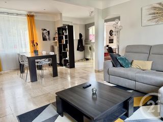  Maison � vendre 6 pi�ces 220 m�