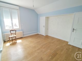  Maison � vendre 7 pi�ces 180 m�