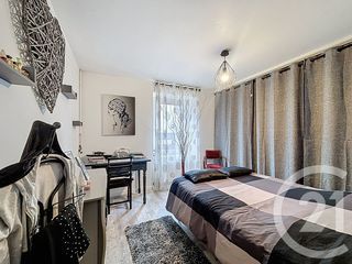  Appartement � vendre 5 pi�ces 81 m�