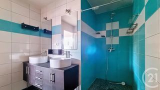  Maison � vendre 5 pi�ces 200 m�