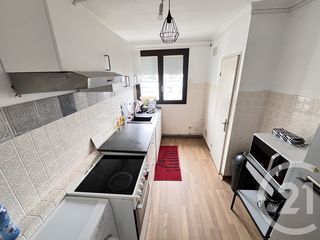  Appartement � louer 4 pi�ces 80 m�