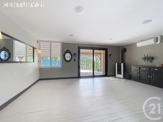  Maison � vendre 4 pi�ces 185 m�