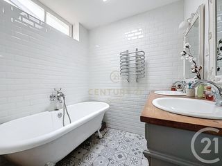  Maison � vendre 7 pi�ces 144 m�