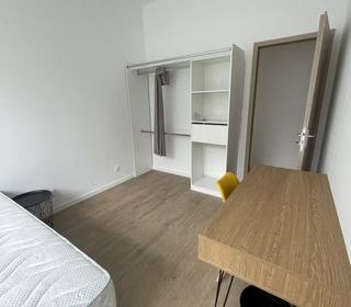  Appartement � louer 8 pi�ces 150 m� Tours