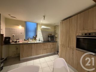  Immeuble � vendre 263 m�