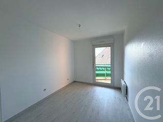  Appartement � louer 4 pi�ces 81 m�