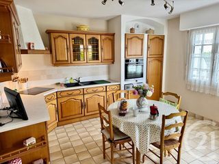  Maison � vendre 6 pi�ces 254 m�