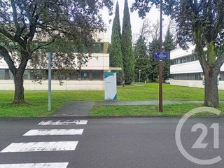  Appartement � louer 10 pi�ces 272 m� Avignon