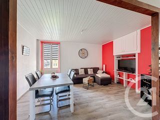  Appartement � louer 4 pi�ces 85 m�