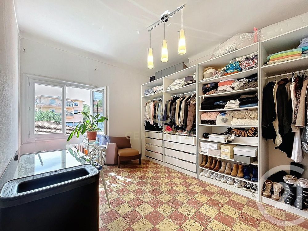 � vendre  Maison Antibes (06600)