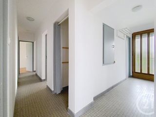  Maison � louer 5 pi�ces 163 m�