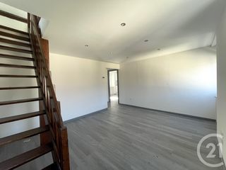  Appartement � louer 4 pi�ces 78 m�