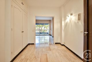  Appartement � vendre 3 pi�ces 69 m�