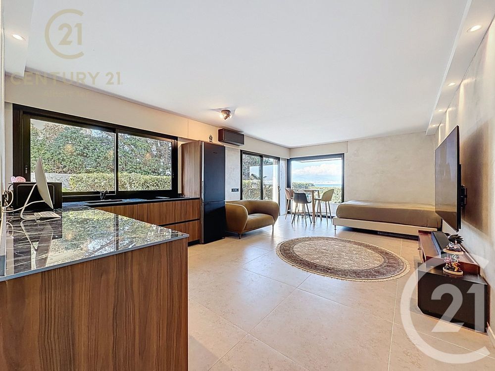 � vendre  Appartement Antibes (06600)