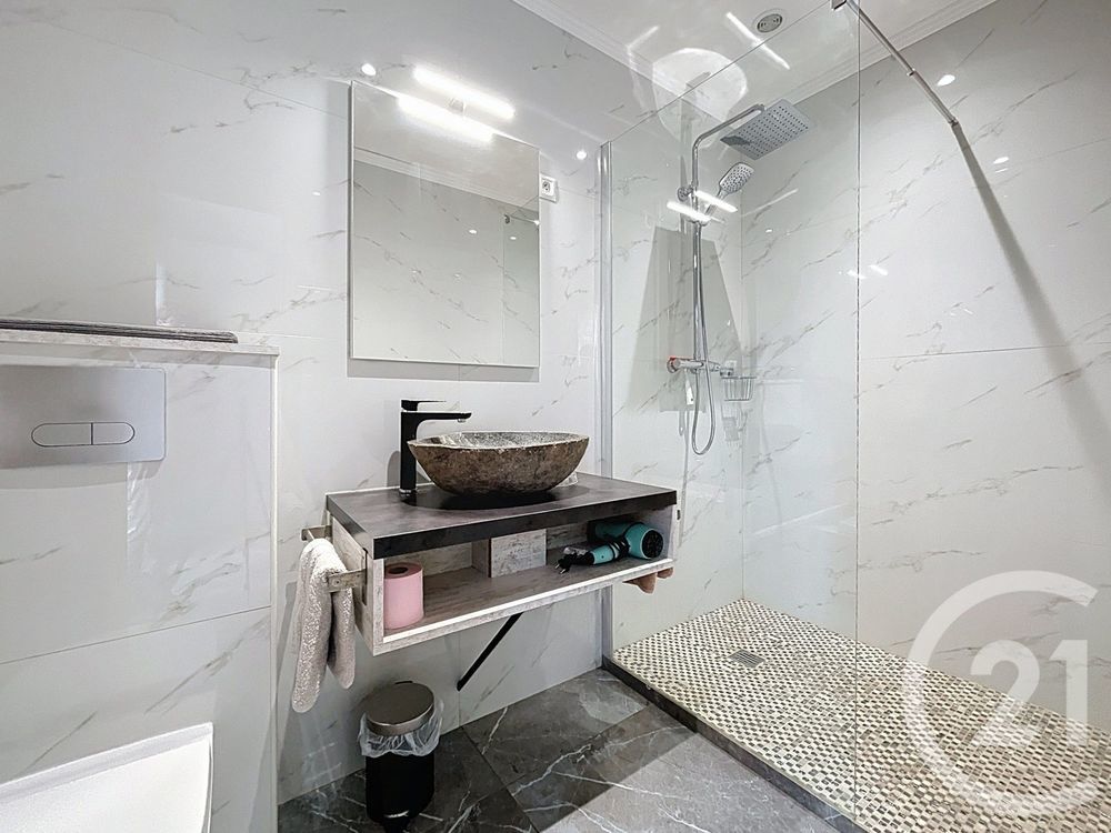 � vendre  Maison Labastide-de-Virac (07150)