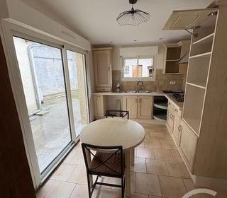  Maison � louer 5 pi�ces 140 m�