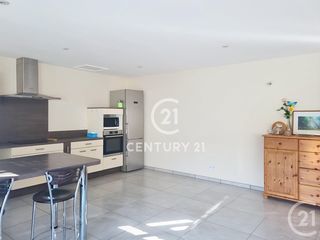  Maison � vendre 4 pi�ces 180 m�