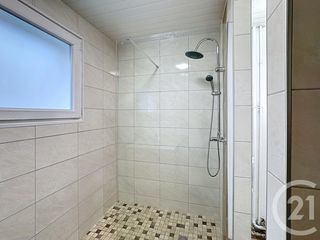  Appartement � louer 4 pi�ces 76 m�