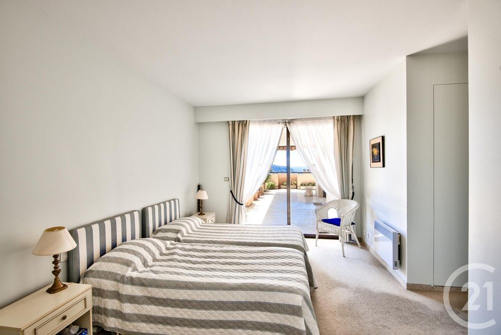 � vendre  Appartement Villefranche-sur-Mer (06230)