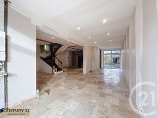  Maison � vendre 7 pi�ces 243 m�