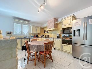  Maison � vendre 4 pi�ces 185 m�