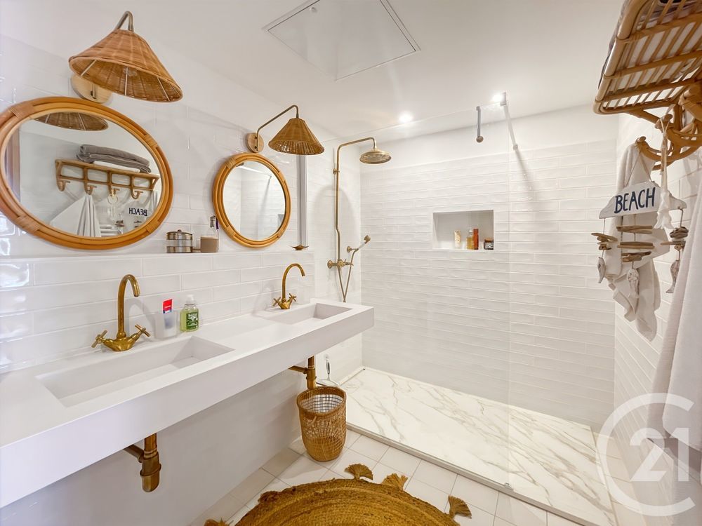 � vendre  Maison Saint-Florent (20217)