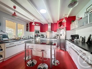  Maison � vendre 6 pi�ces 214 m�