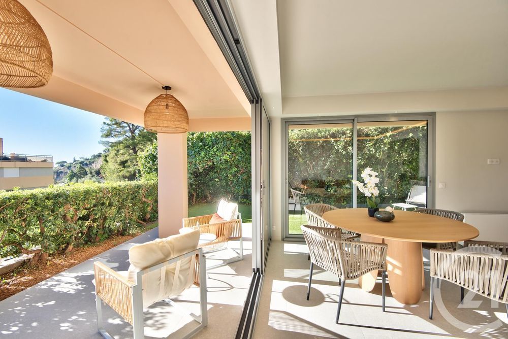 � vendre  Appartement Villefranche-sur-Mer (06230)