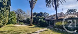  Maison � vendre 6 pi�ces 218 m�